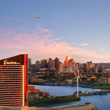 Encore Boston Harbor Everett Exteriör bild Encore at Wynn Las Vegas