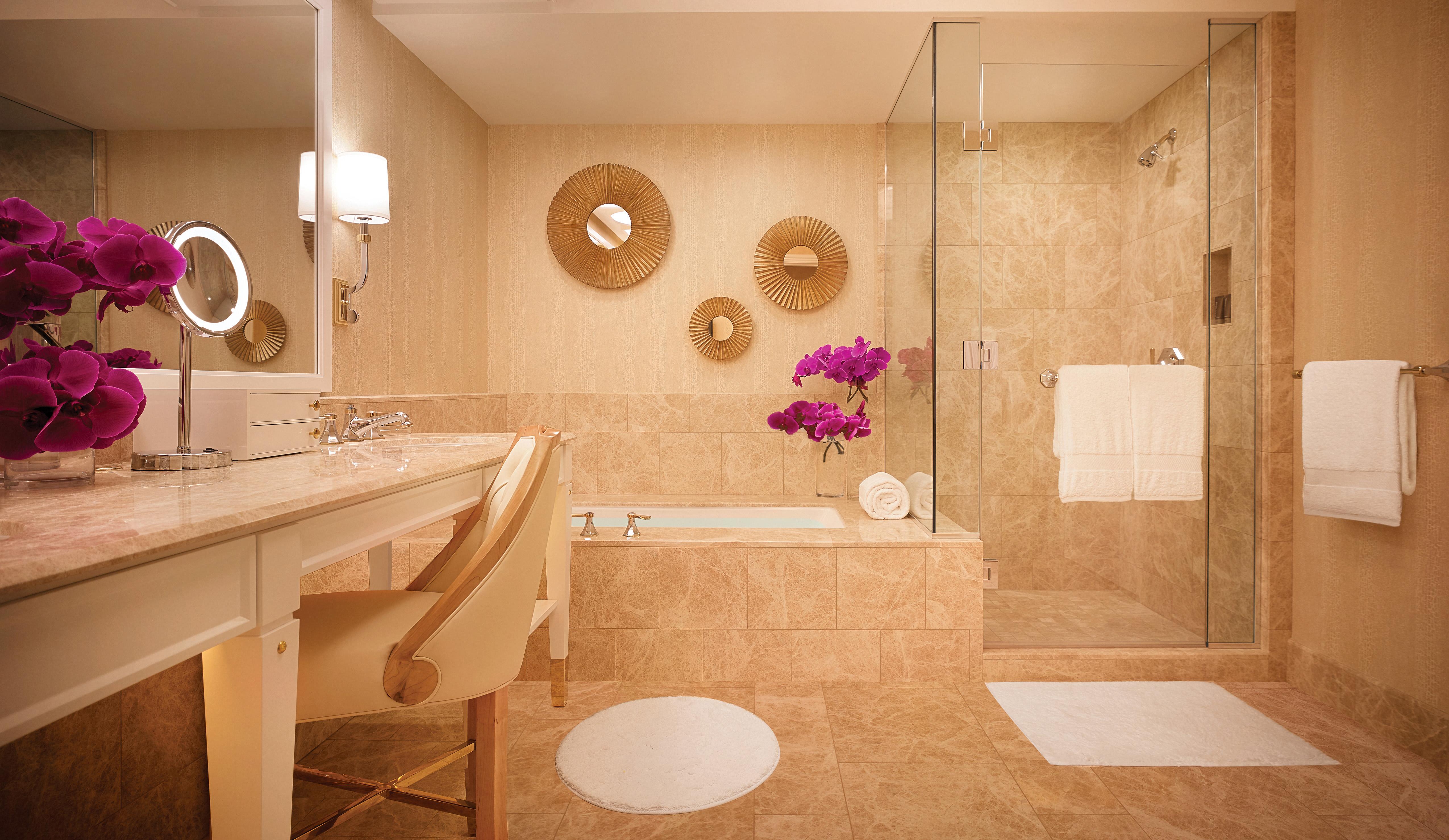 Encore Boston Harbor Everett Exteriör bild A bathroom at Wynn Las Vegas