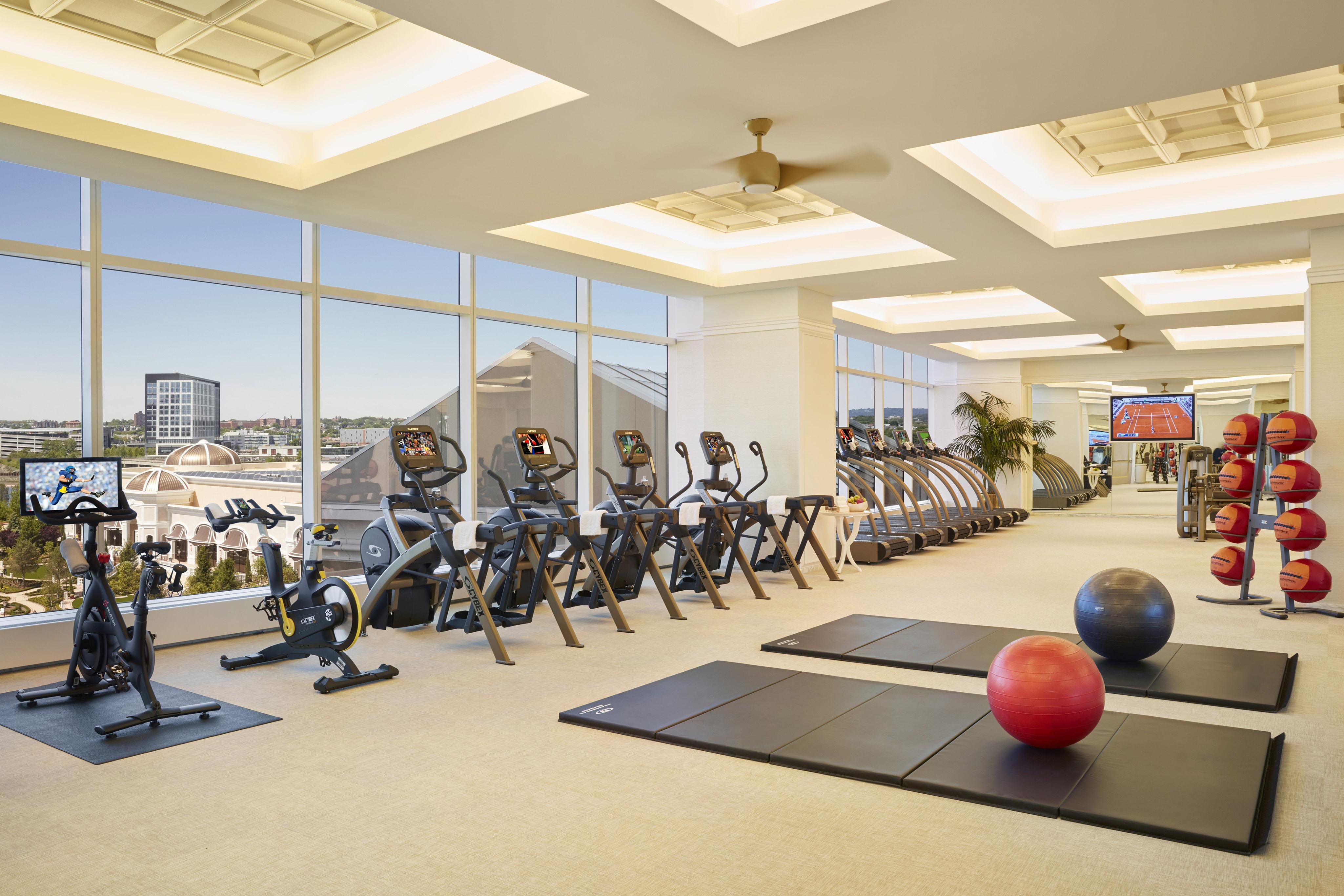 Encore Boston Harbor Everett Exteriör bild The gym at The Ritz-Carlton, Downtown, Los Angeles
