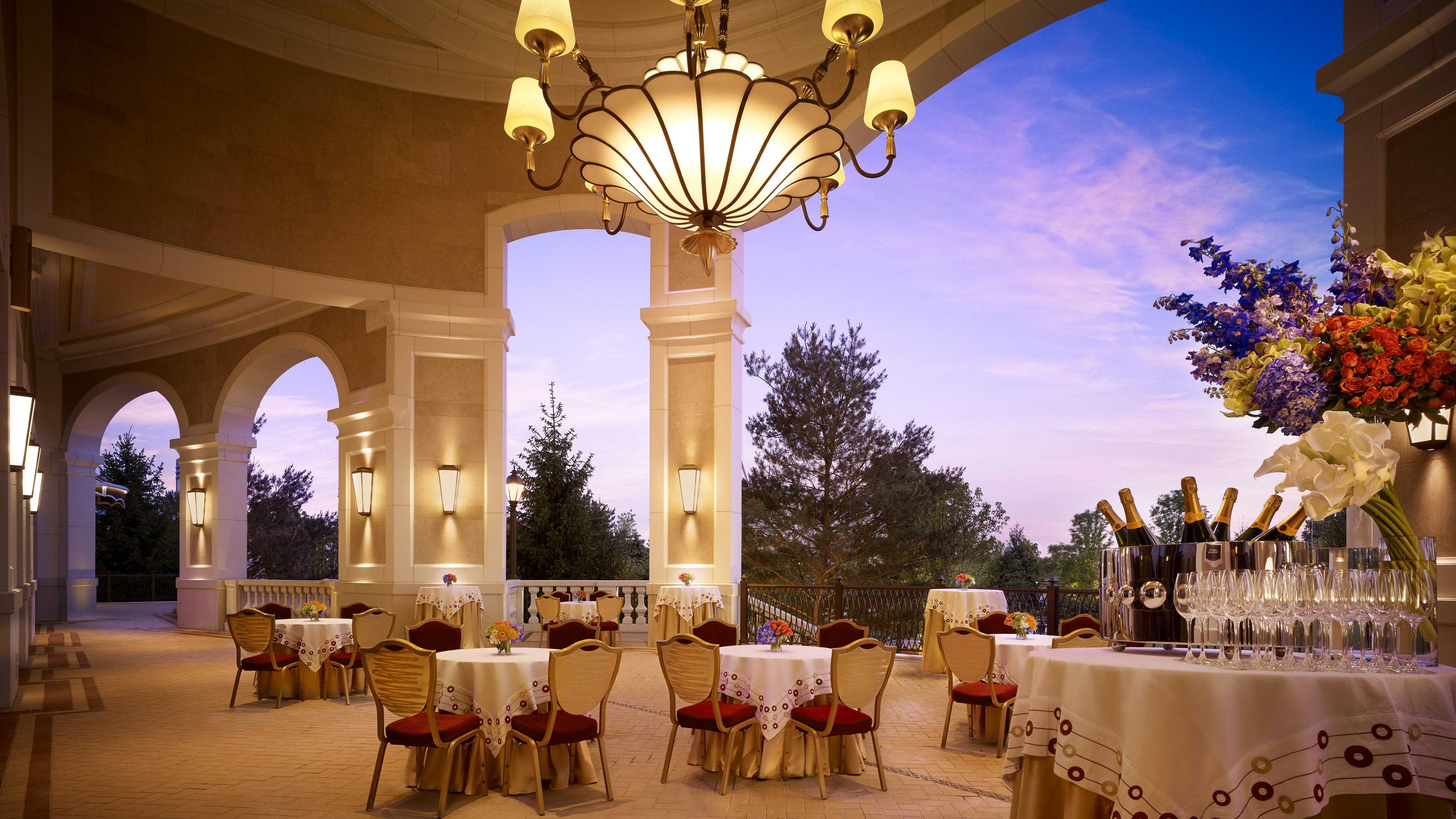 Encore Boston Harbor Everett Exteriör bild The Terrace